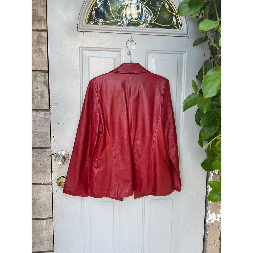 Red belted leather jacket - Picture 4 of 5